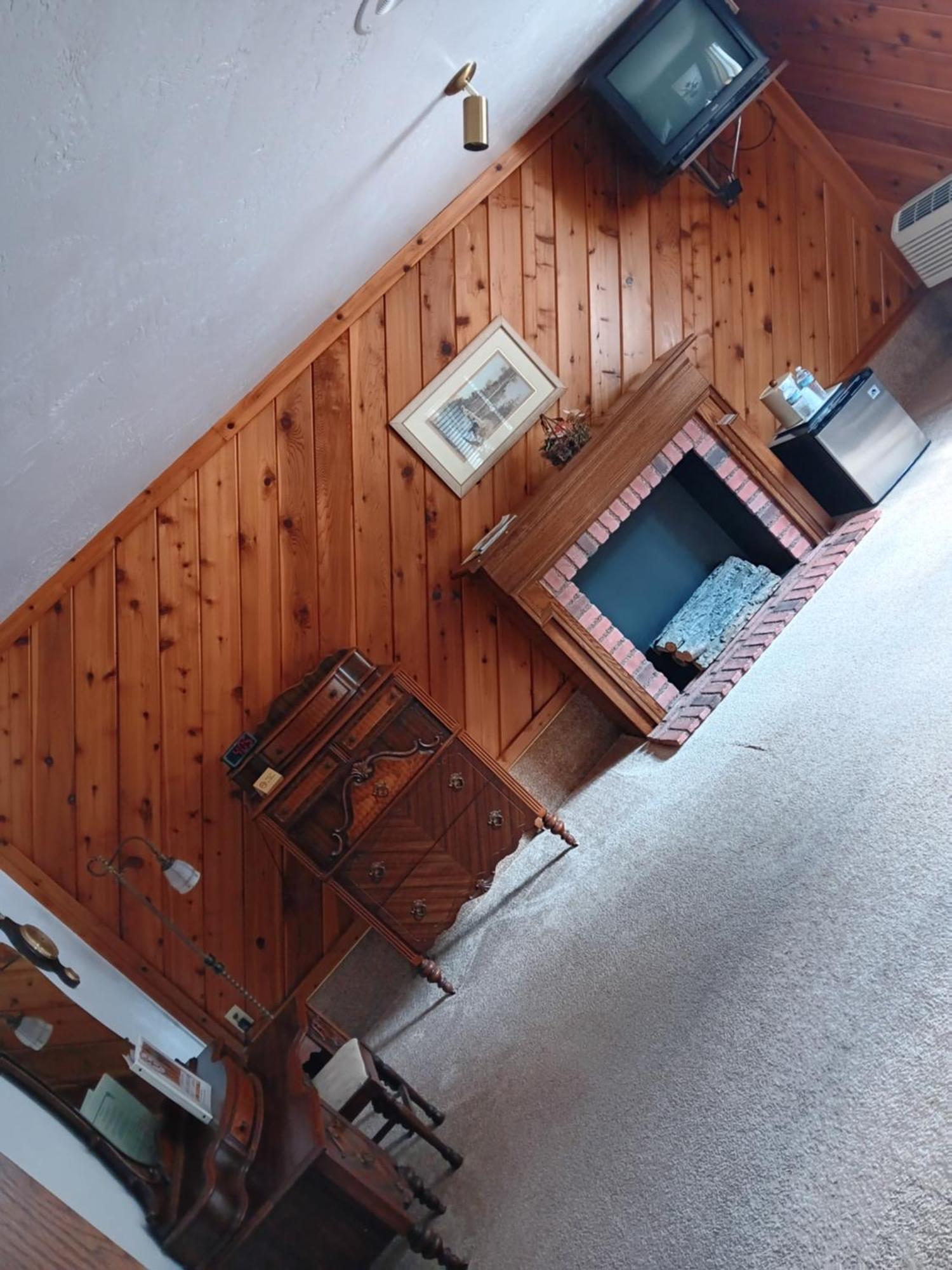 White Birch Inn Стърджън Бей Екстериор снимка
